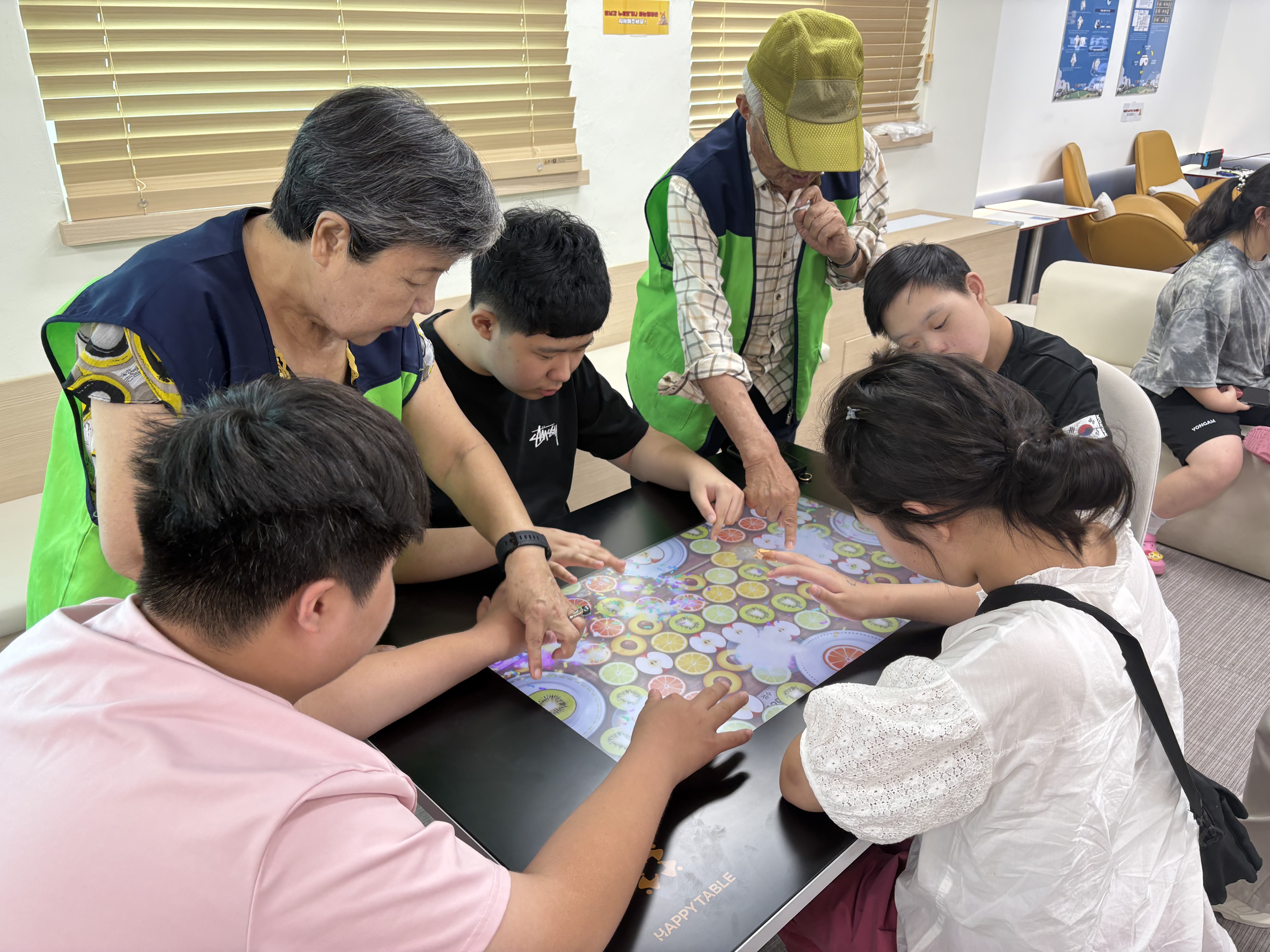 KakaoTalk_20250811_110637283_06.jpg