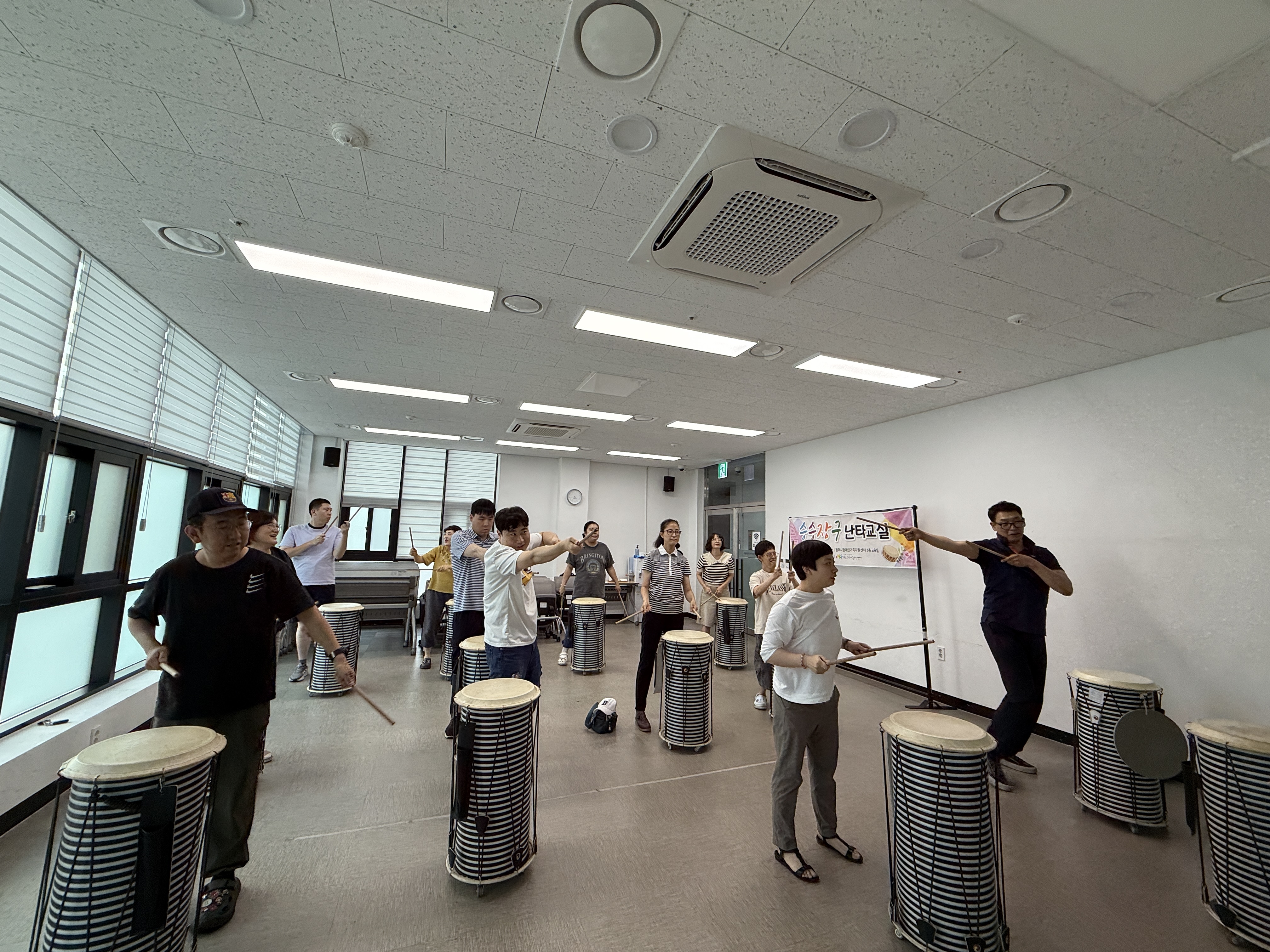 KakaoTalk_20250619_171404867_08.jpg